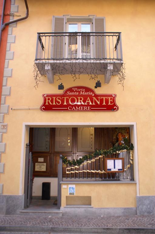 Hotel Porta Santa Maria Busca Bagian luar foto